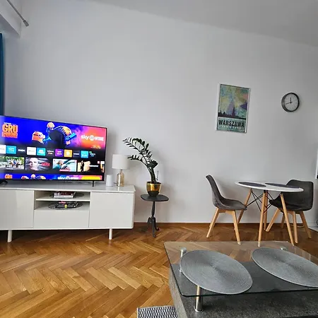 Chlodna Place Apartment Warsaw